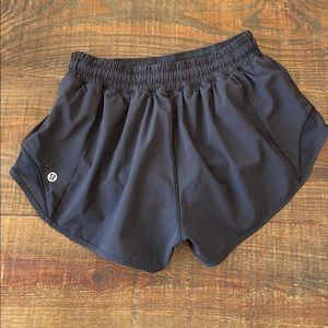 Black lululemon hotty hot shorts